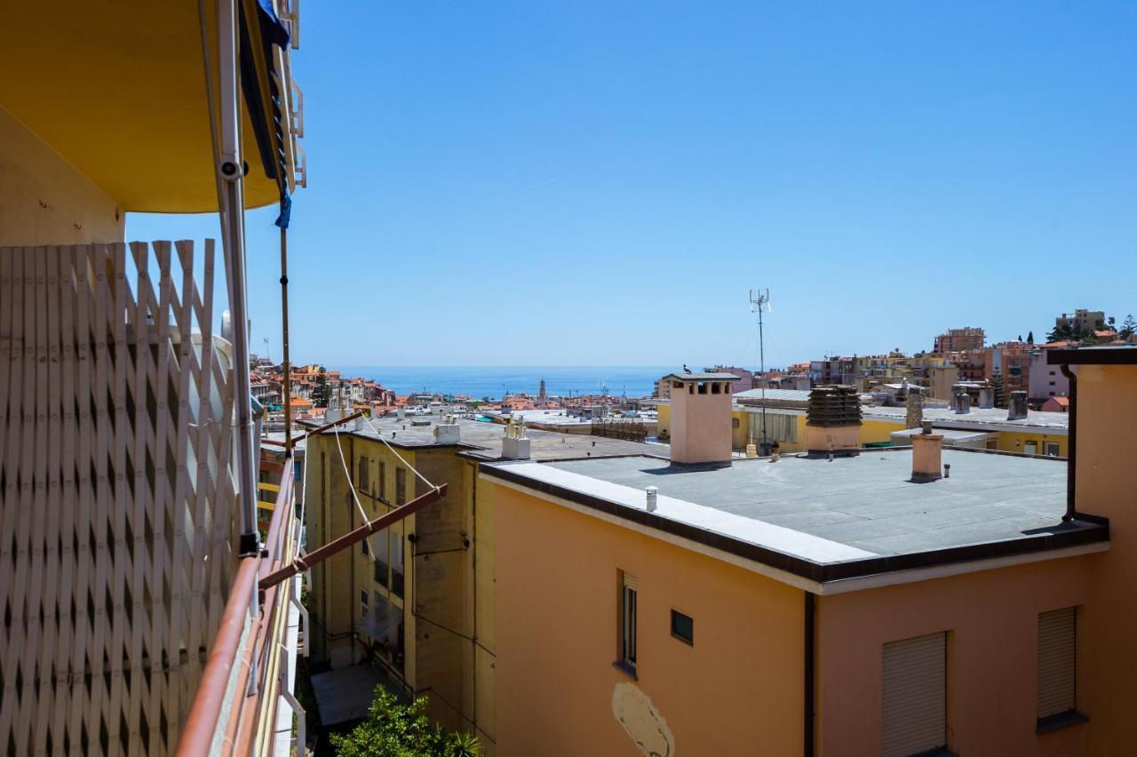 Erica Home - 2 Bedrooms, Terrace, Wifi Sanremo Bagian luar foto